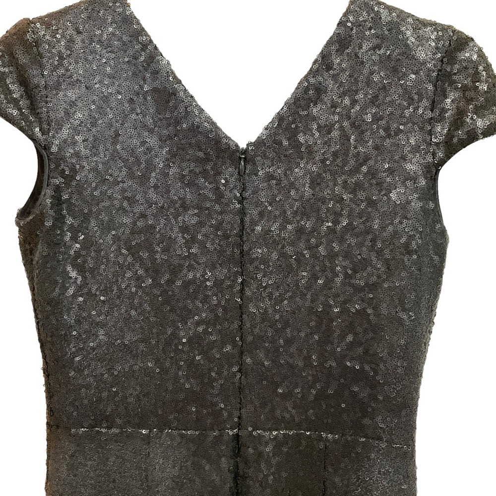 Dress the Population Women’s Allison Midi Sheath Dress Plunging V-neck S… - Picture 10 of 16